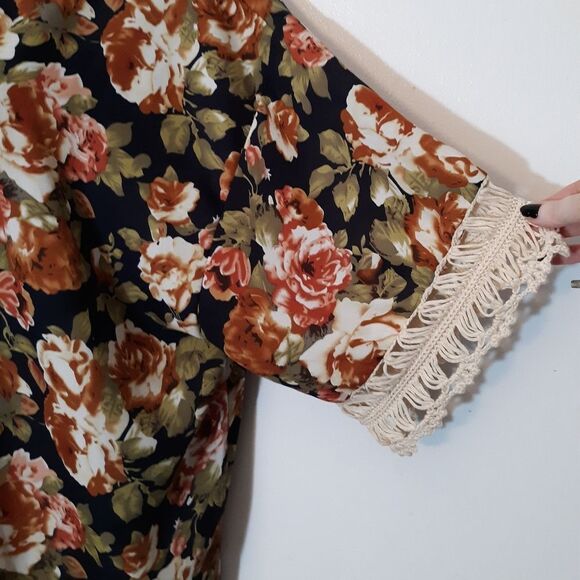 Dreamers floral crochet cardigan/cover up - Picture 6 of 6